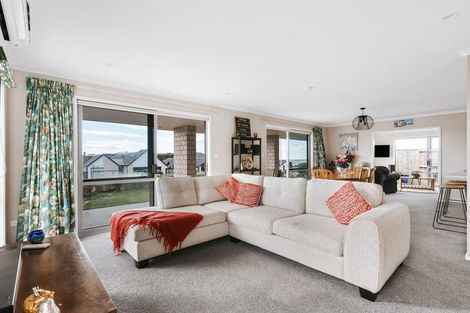 Photo of property in 44 Ridge Drive, Omokoroa, 3114