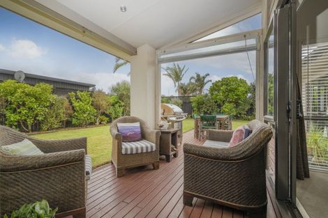 Photo of property in 18 Captain Wood Avenue, Whitianga, 3510