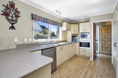 Photo of property in 156 Wellington Street, Pukekohe, 2120