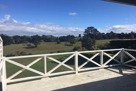 Photo of property in 31 Shakespear Road, Army Bay, Whangaparaoa, 0930