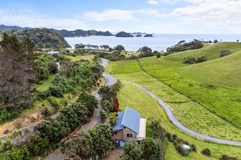 Photo of property in 168 Rockell Road, Whananaki, Hikurangi, 0181
