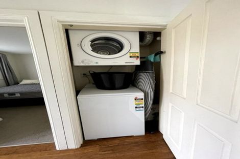 Photo of property in 2b Macdonald Crescent, Te Aro, Wellington, 6011