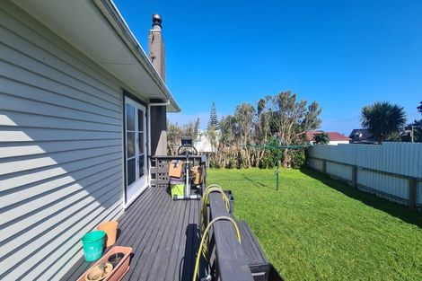 Photo of property in 3 Hickey Place, Opunake, 4616