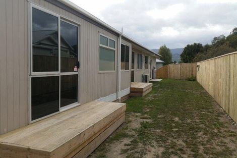 Photo of property in 12 Dal Din Drive, Otaki, 5512