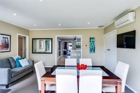 Photo of property in 37 Avondale Road, Taradale, Napier, 4112