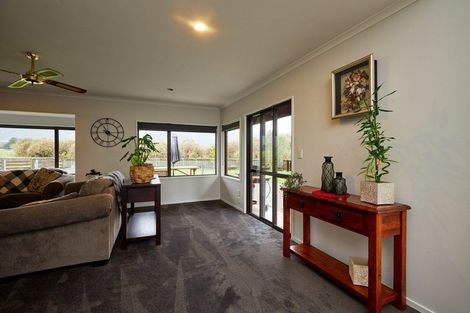 Photo of property in 61 Harnetts Road, Kaikoura Flat, Kaikoura, 7371