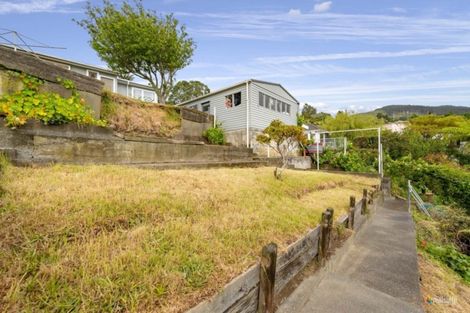 Photo of property in 28 Foster Crescent, Belmont, Lower Hutt, 5010