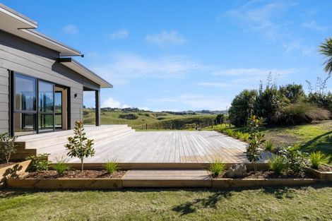 Photo of property in 571 Pakiri Road, Leigh, 0985