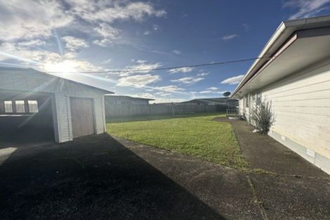 Photo of property in 38 Silverstone Place, Henderson, Auckland, 0612