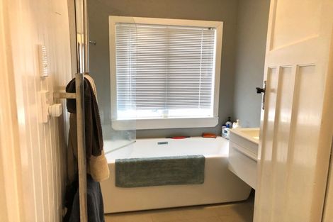 Photo of property in 4a Railway Street, Newmarket, Auckland, 1023