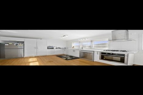 Photo of property in 30 Oregon Drive, Maoribank, Upper Hutt, 5018