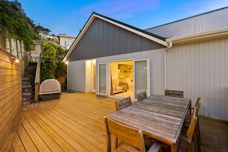 Photo of property in 68 Kinghorne Street, Strathmore Park, Wellington, 6022