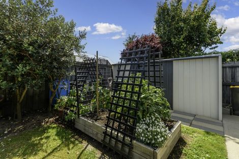 Photo of property in 5 Rainey Crescent, Papamoa Beach, Papamoa, 3118