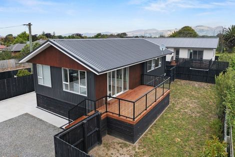 Photo of property in 19b Rawson Street, New Brighton, Christchurch, 8083