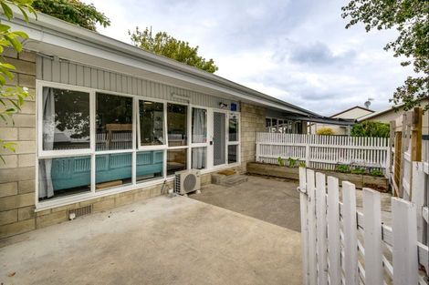 Photo of property in 2/204a Park Road South, Akina, Hastings, 4122