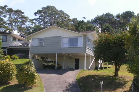 Photo of property in 52 Ravenwood Drive, Forrest Hill, Auckland, 0620