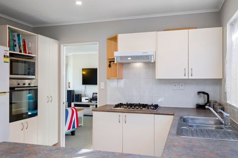 Photo of property in 11 Dawn Place, Waiuku, 2123