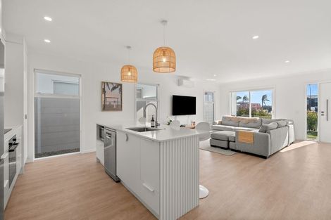 Photo of property in 104 Pallida Crescent, Papamoa Beach, Papamoa, 3118
