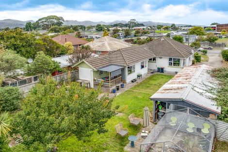 Photo of property in 221 Breezes Road, Aranui, Christchurch, 8061