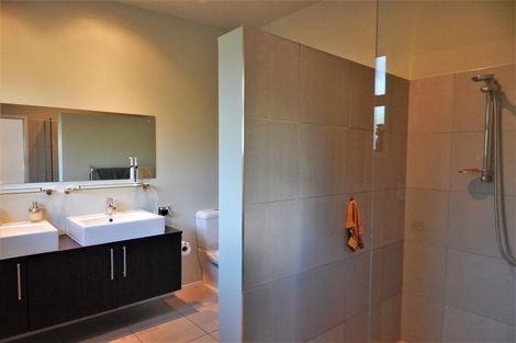 Photo of property in 5 Mandeno Drive, Kerikeri, 0230