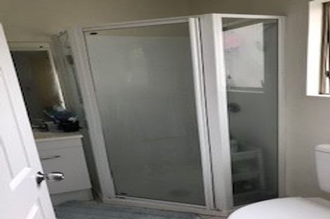 Photo of property in 7 Lockington Avenue, Henderson, Auckland, 0612