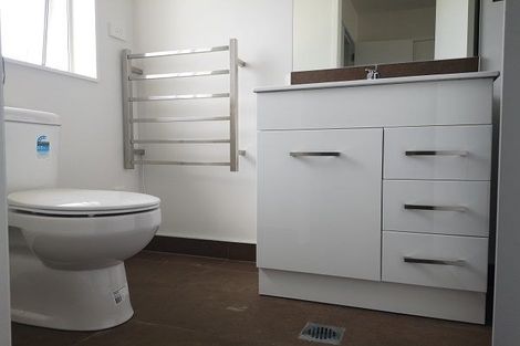 Photo of property in 59 Carrington Avenue, Silverdale, Hamilton, 3216