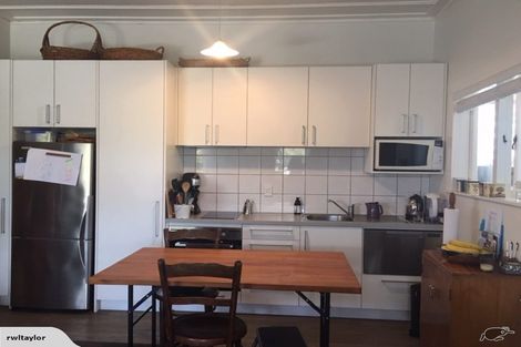 Photo of property in 369 Triangle Road, Henderson, Auckland, 0610