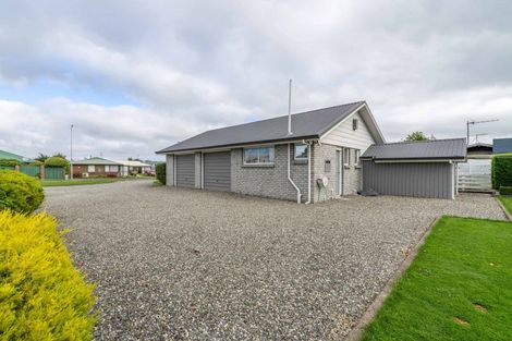 Photo of property in 8 Mcauley Place, Waikiwi, Invercargill, 9810