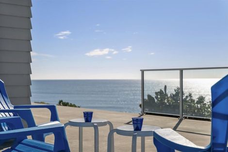 Photo of property in 195 Pukehina Parade, Pukehina, Te Puke, 3189