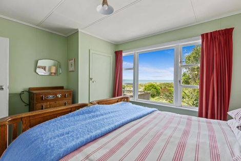 Photo of property in 51 Blue Pacific Parade, Riversdale Beach, Masterton, 5872