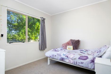 Photo of property in 11 Dawn Place, Waiuku, 2123