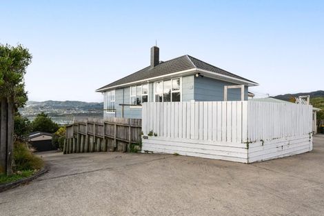 Photo of property in 12 Whenua View, Titahi Bay, Porirua, 5022