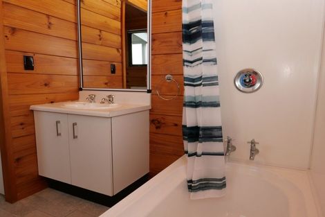 Photo of property in 56a Glen Road, Raumati South, Paraparaumu, 5032