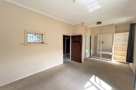 Photo of property in 36 Mount Smart Road, Onehunga, Auckland, 1061