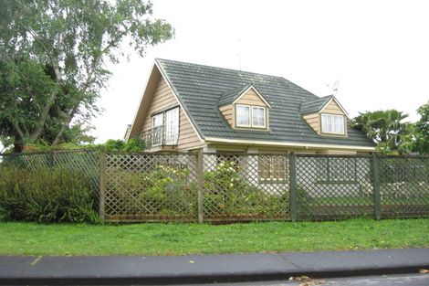 Photo of property in 16 Magnolia Avenue, Opaheke, Papakura, 2113