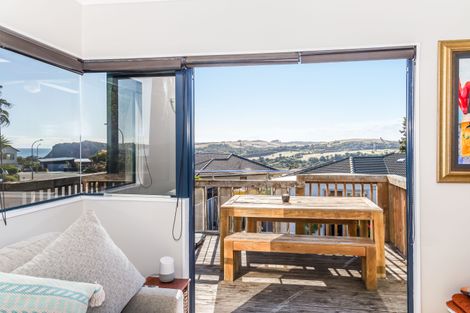 Photo of property in 34b Shakespear Road, Army Bay, Whangaparaoa, 0930