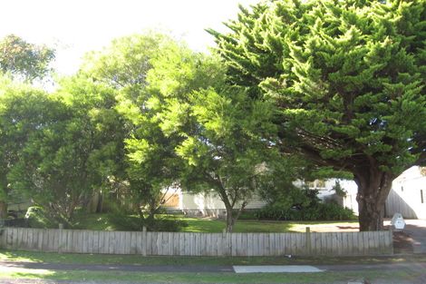 Photo of property in 61 La Trobe Street, Pakuranga Heights, Auckland, 2010