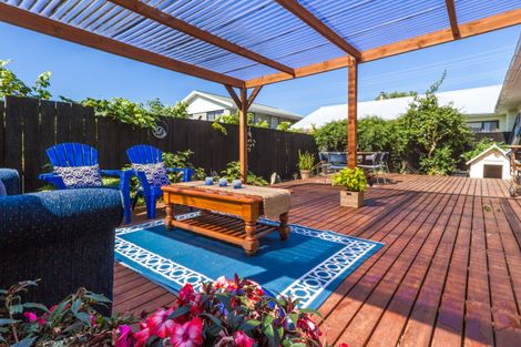 Photo of property in 2 Waimea West Road, Brightwater, 7022