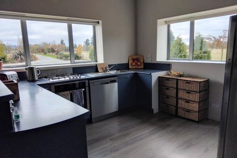 Photo of property in 17 Siegerts Road, Kimbell, Fairlie, 7987