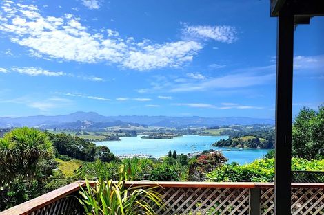 Photo of property in 76 Brick Bay Drive, Sandspit, Warkworth, 0982