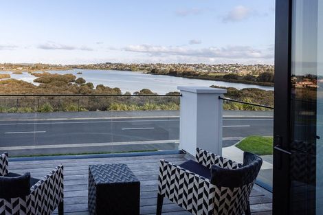 Photo of property in 112 Arran Point Parade, Orewa, 0931