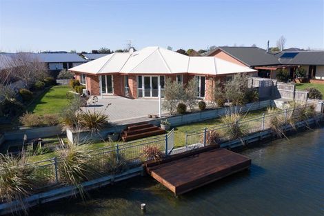 Photo of property in 6 Halston Close, Huntingdon, Ashburton, 7774