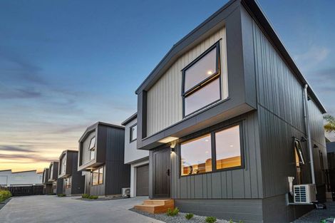 Photo of property in 9f O'donn Avenue, Beach Haven, Auckland, 0626