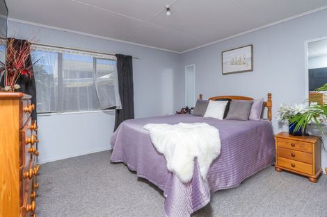 Photo of property in 2 Waimea West Road, Brightwater, 7022