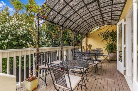 Photo of property in Grace Square, 81j Vermont Street, Ponsonby, Auckland, 1011