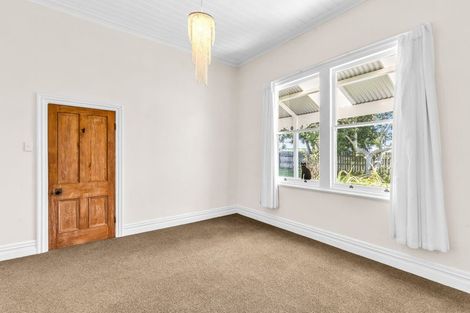 Photo of property in 12 Harris Street, Waitara, 4320