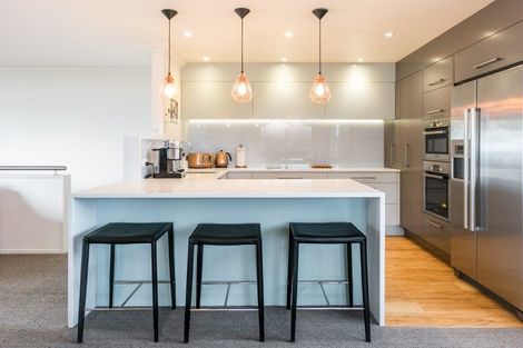 Photo of property in 625 Marine Parade, Napier South, Napier, 4110