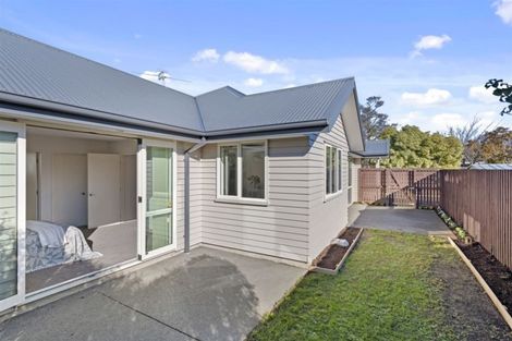 Photo of property in 72a Somerfield Street, Somerfield, Christchurch, 8024