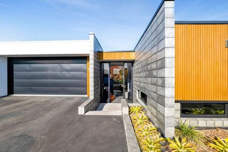 Photo of property in 82d Smart Road, Glen Avon, New Plymouth, 4312