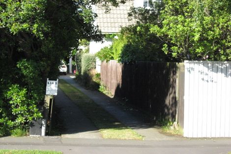 Photo of property in 2/414 Memorial Avenue, Burnside, Christchurch, 8053